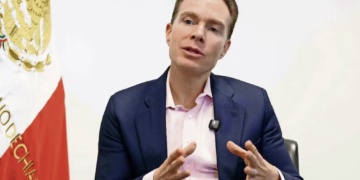 “Para legitimar la reforma electoral, todos deben respaldarla”: Manuel Velasco